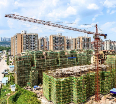 中国房地产业 | 中国房地产市场焦点：虽然销售额降幅缩小，但违约事件将会继续发生